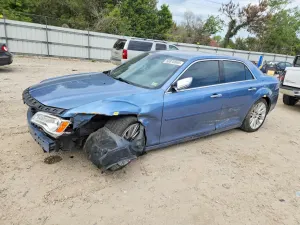 Chrysler 300C 5.7L 8 2011