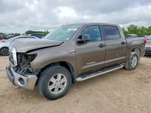 Toyota Tundra 5.7L 8 2010
