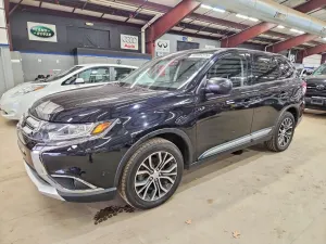 Mitsubishi Outlander 2.4L 4 2017