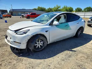Tesla Model Y 2022