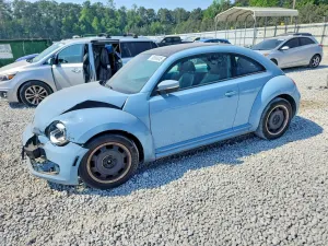 Volkswagen Beetle 2.5L 5 2012