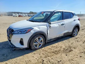 Nissan Kicks 1.6L 4 2022