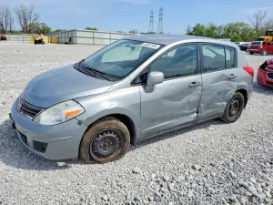 Nissan Versa 1.8L 4 2010