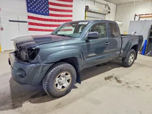 Toyota Tacoma 2.7L 4 2010