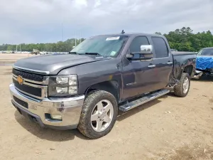 Chevrolet Silverado 1500 6.6L 8 2011