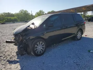 Toyota Sienna 3.5L 6 2017