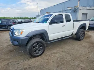 Toyota Tacoma 2.7L 4 2014