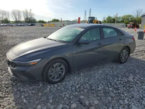 Hyundai Elantra 2.0L 4 2024