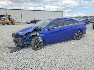Hyundai Elantra 2.0L 4 2022
