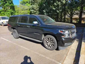 Chevrolet Suburban 5.3L 8 2018