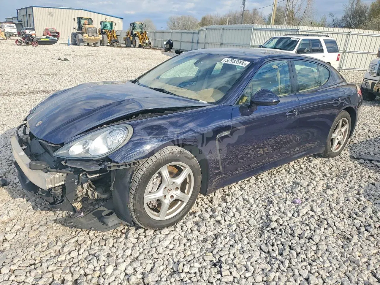 Porsche Panamera 3.6L 6 2011