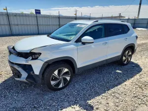 Volkswagen Taos 1.5L 4 2025