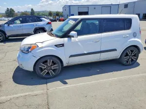 Kia Soul 2.0L 4 2011