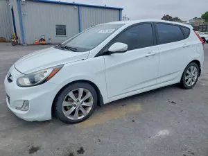 Hyundai Accent 1.6L 4 2013