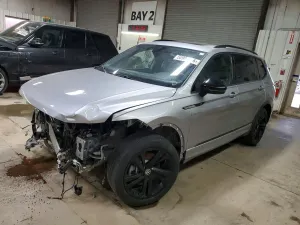 Volkswagen Tiguan 2.0L 4 2024