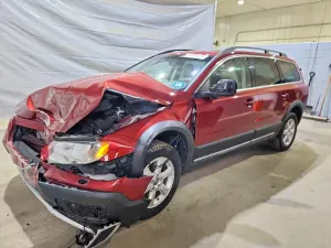 Volvo XC70 3.2L 6 2011
