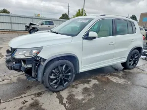 Volkswagen Tiguan 2.0L 4 2015