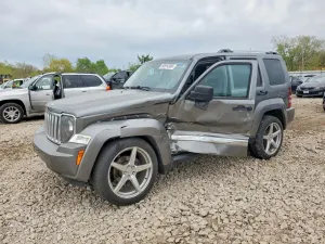 Jeep Liberty 3.7L 6 2012