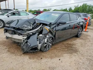 Nissan Altima 2.5L 4 2021