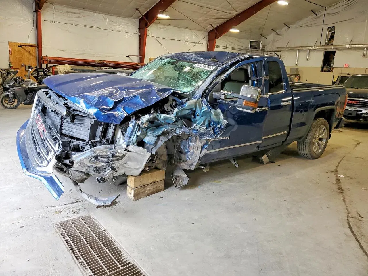 GMC Sierra 6.2L 8 2018