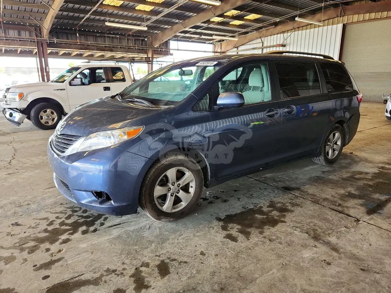Toyota Sienna 3.5L 6 2017