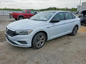 Volkswagen Jetta 1.4L 4 2019
