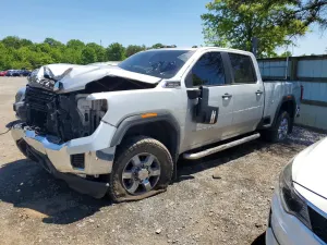 GMC Sierra 6.6L 8 2021