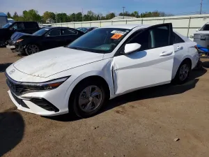 Hyundai Elantra 2.0L 4 2025