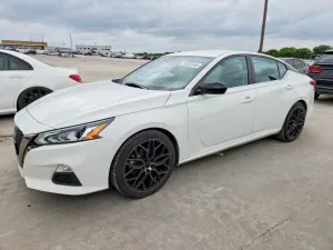 Nissan Altima 2.5L 4 2021