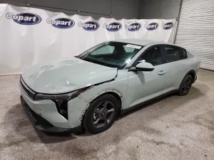 Kia K4 2.0L 4 2026