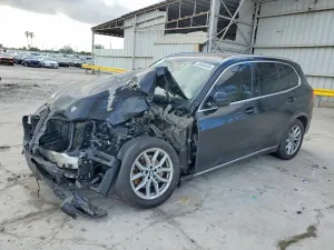 BMW X5 3.0L 6 2023