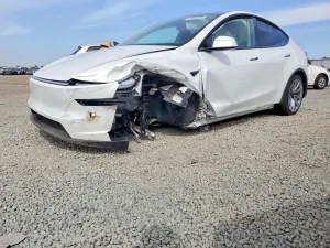 Tesla Model Y 2026