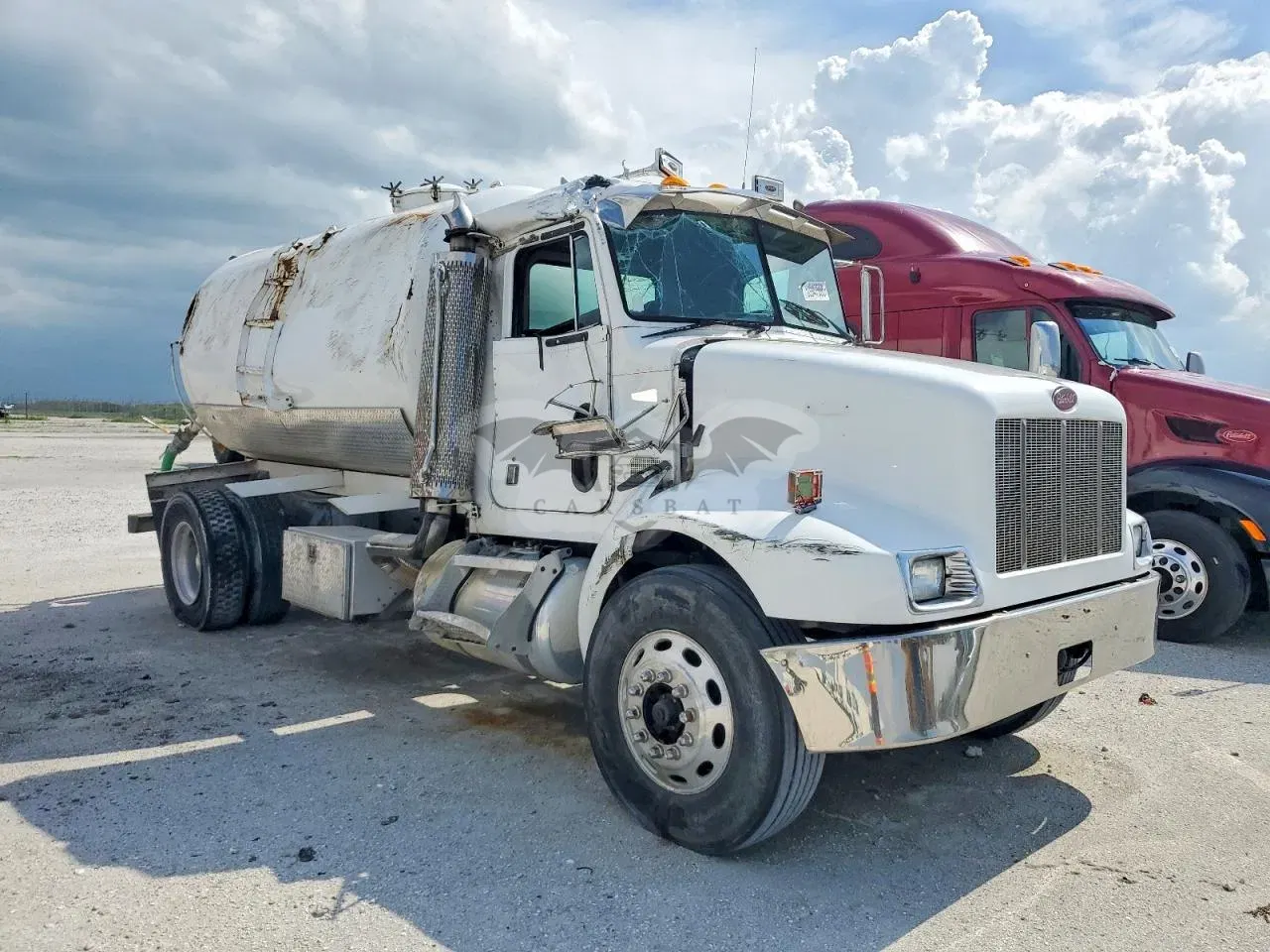 Peterbilt 330/337/348 6 2004