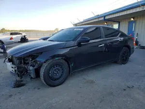 Nissan Altima 2.5L 4 2021