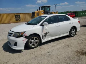 Toyota Corolla 1.8L 4 2012