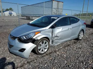 Hyundai Elantra 1.8L 4 2013