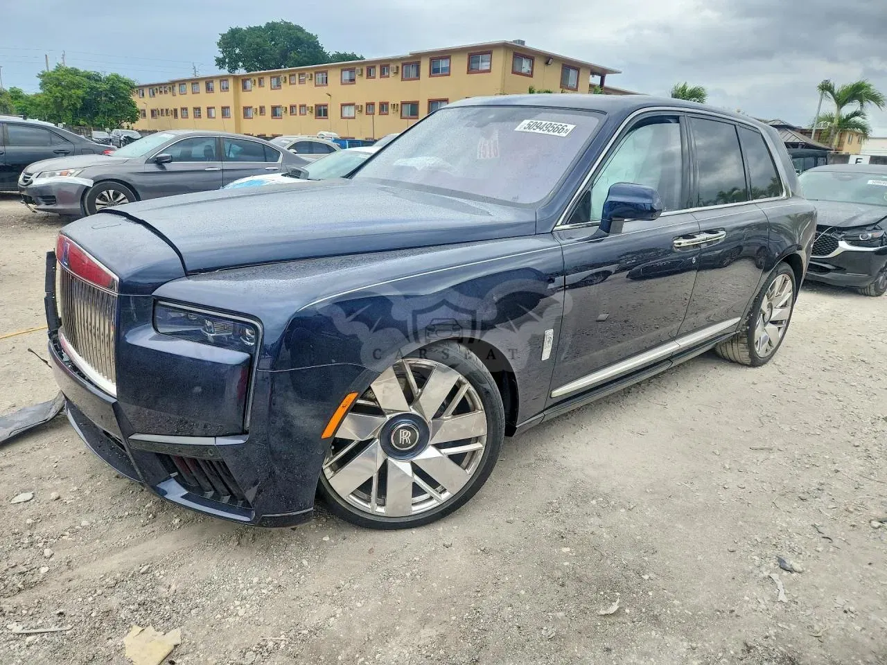 Rolls-Royce Cullinan 6.8L 12 2025