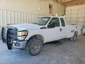 Ford F-250 6.2L 8 2015