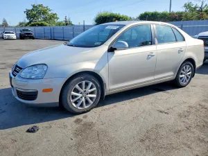Volkswagen Jetta 2.5L 5 2010