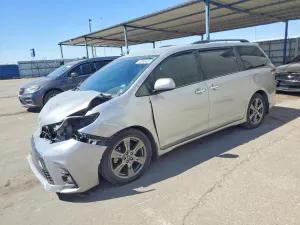 Toyota Sienna 3.5L 6 2018