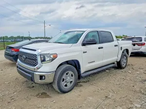 Toyota Tundra 5.7L 8 2020