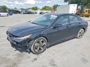 Hyundai Elantra 2.0L 4 2023