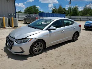Hyundai Elantra 2.0L 4 2017