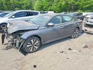 Nissan Altima 2.5L 4 2022