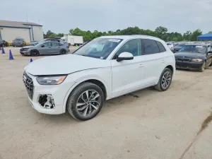 Audi Q5 2.0L 4 2021