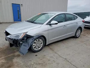 Hyundai Elantra 2.0L 4 2019