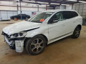 Volvo XC60 3.0L 6 2015