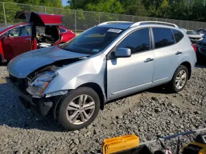 Nissan Rogue 2.5L 4 2013