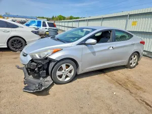 Hyundai Elantra 1.8L 4 2013