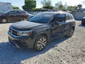 Volkswagen Taos 1.5L 4 2022